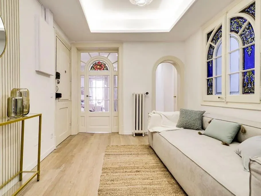 דירות ברצלונה Casa Modernista En Paseo De Gracia ספרד